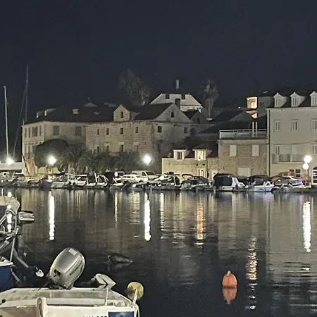 Apartamento 2 Bed Flat - Sleeps 6 - Pool - Garden - Parking Milna (Brac)